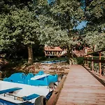 Apartment Gustaw-mazury - Caloroczny Dom Nad Jeziorem Kalwa