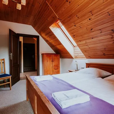 Gustaw-mazury - Caloroczny Dom Nad Jeziorem Kalwa Apartment