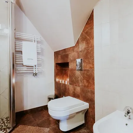 Gustaw-mazury - Całoroczny Dom Nad Jeziorem Kalwa Apartament Pasym