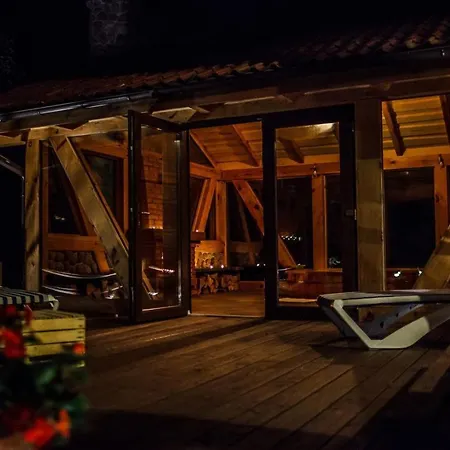 Gustaw-mazury - Caloroczny Dom Nad Jeziorem Kalwa