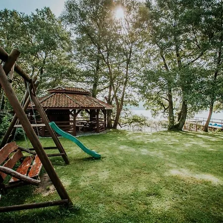 Apartment Gustaw-mazury - Caloroczny Dom Nad Jeziorem Kalwa *